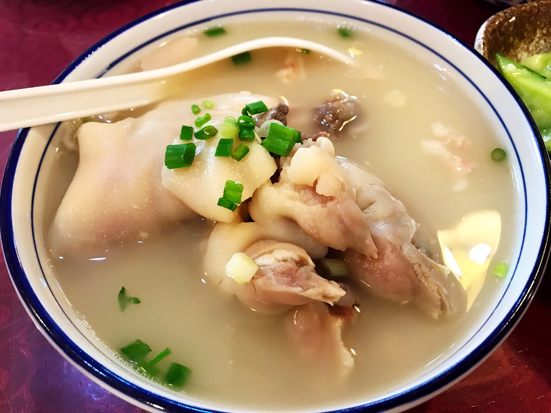 成都美食-丁太婆正宗老号老妈蹄花店(东城根南街店)