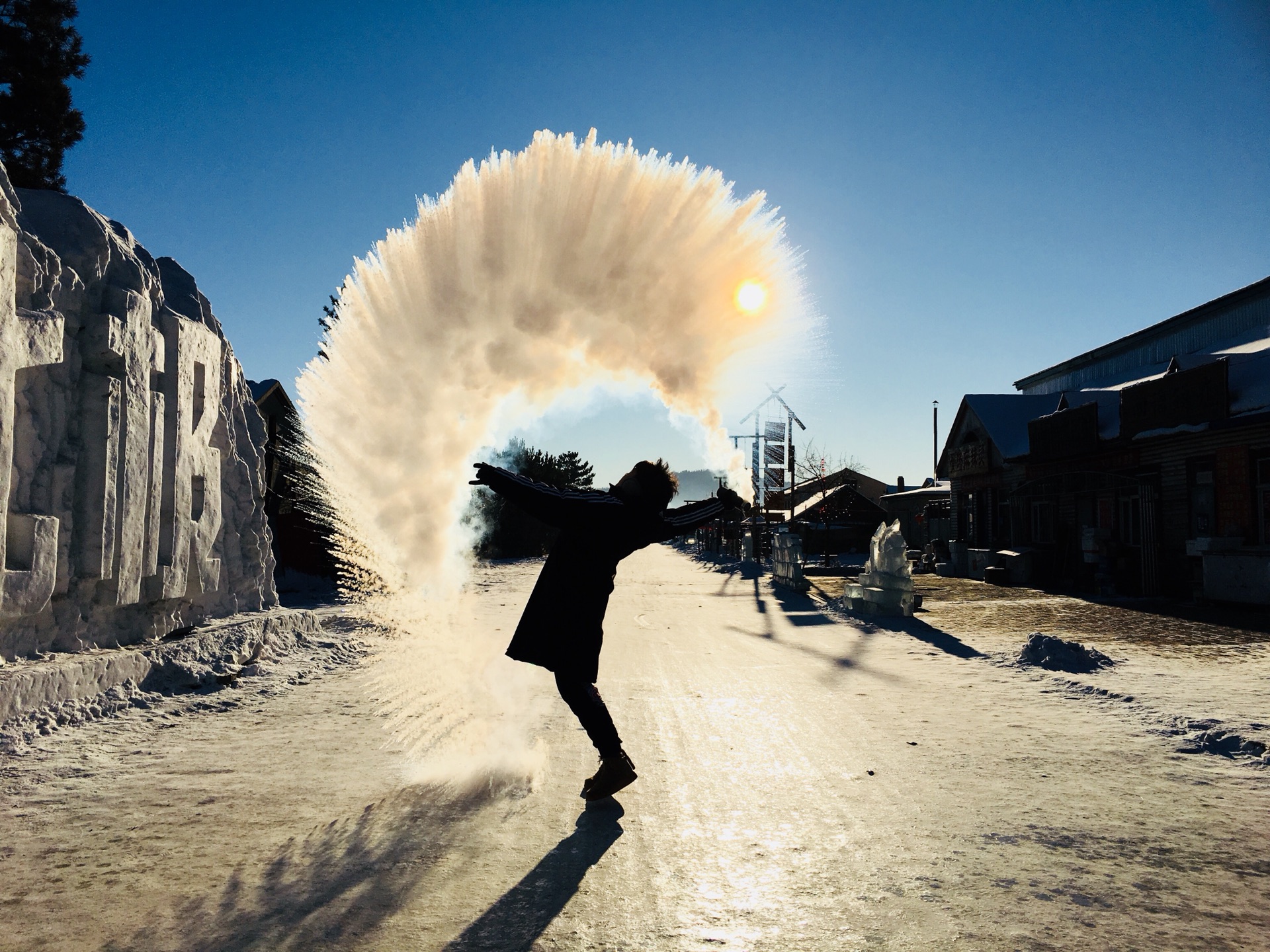再次一个人踏上旅途漠河北极村这北好踏马冷