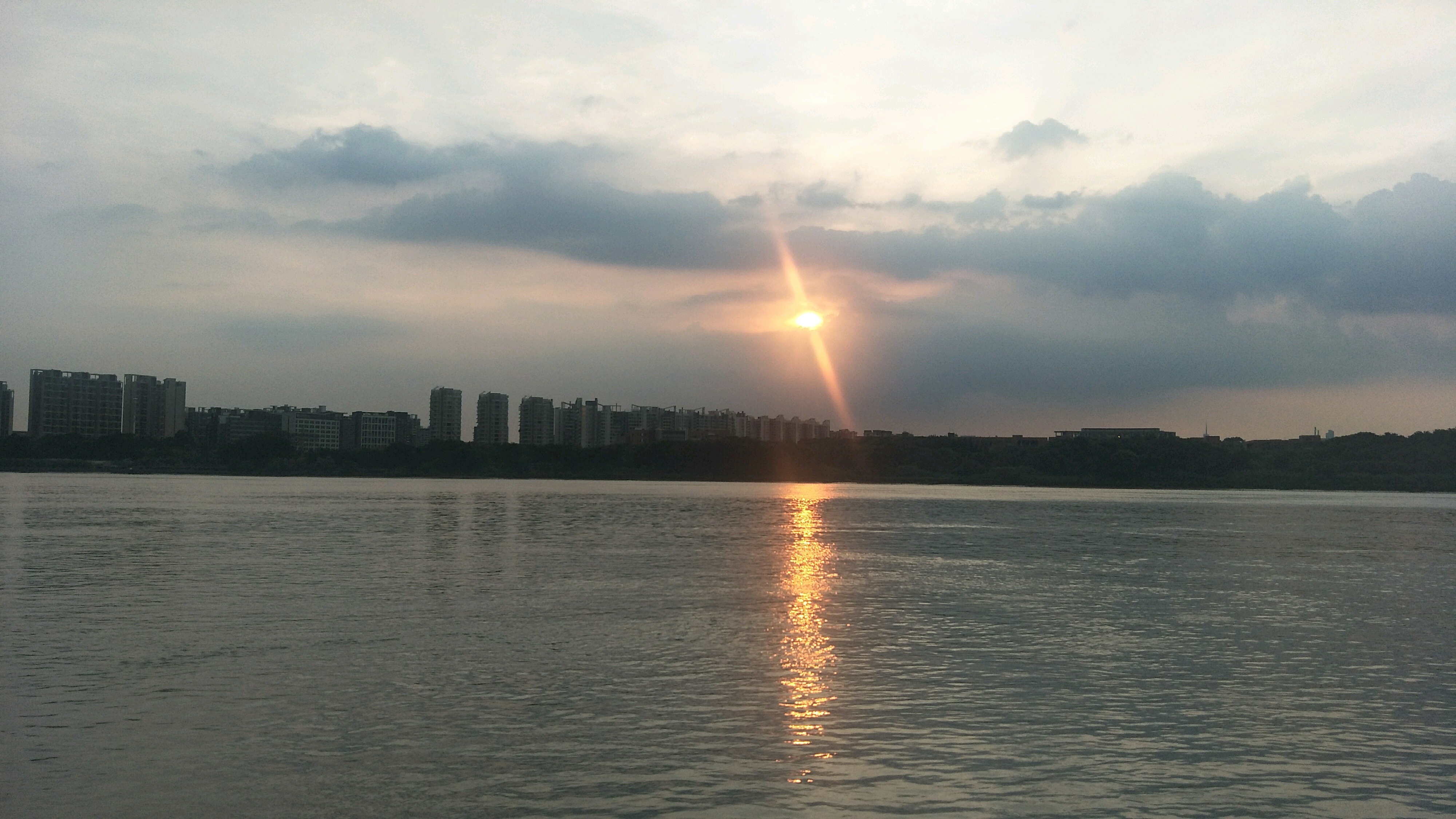 广州美食-江边美食