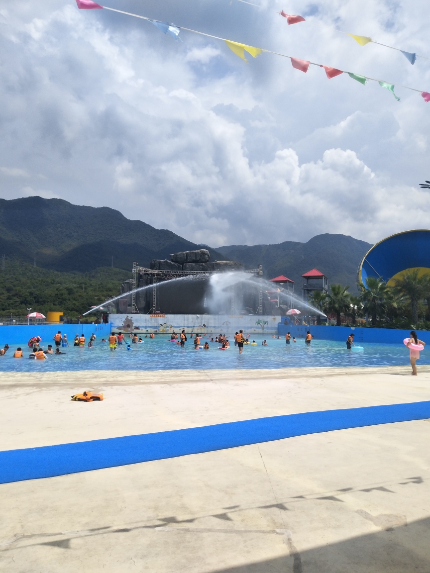 郴州西河梦幻水上乐园游