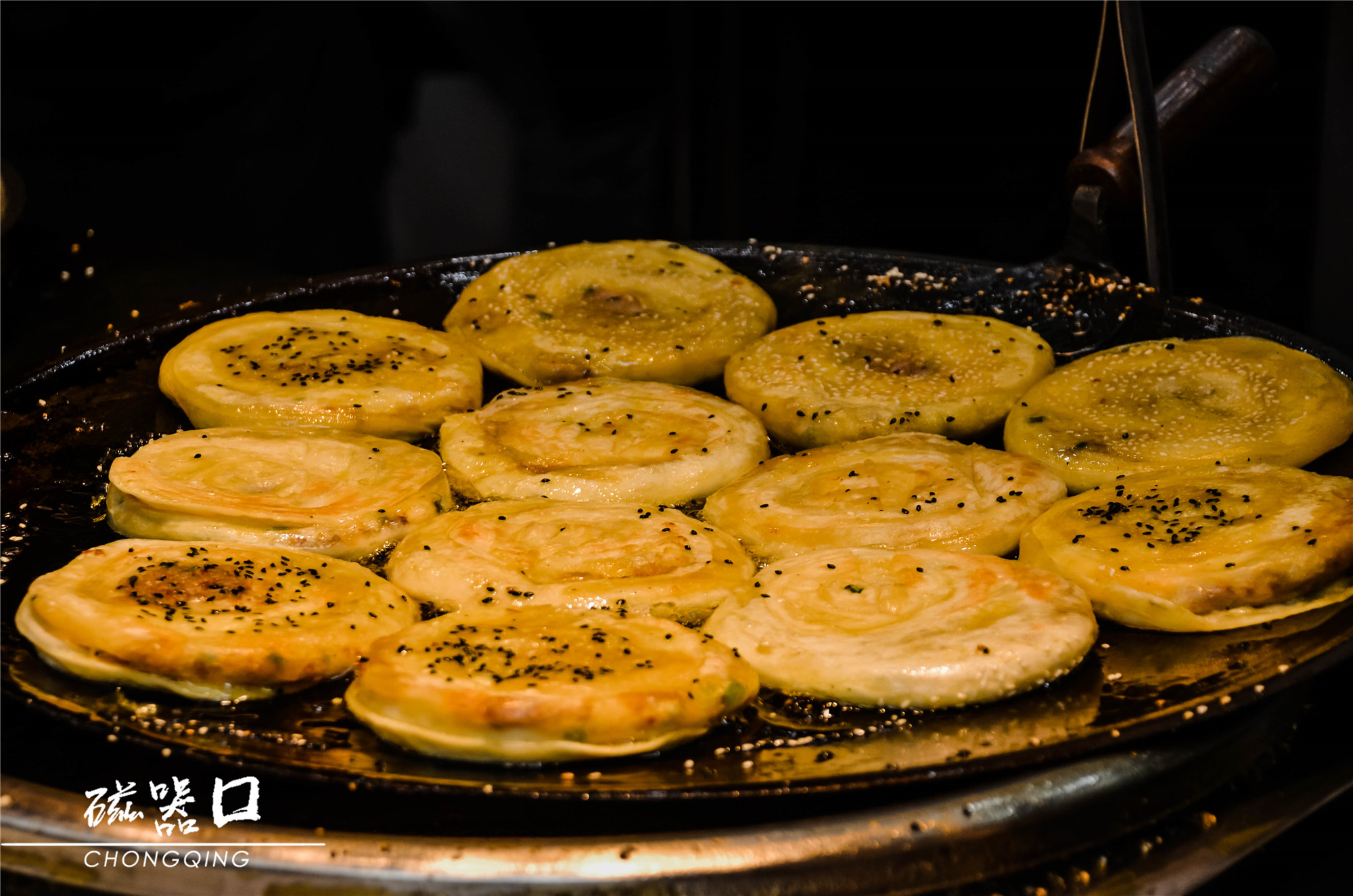 重庆2日游 磁器口美食探秘 大培毛毛重返校园敬青春