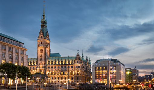 德国童话黑森林中世纪教堂13日定制游(新天鹅堡走进童话世界 科隆大