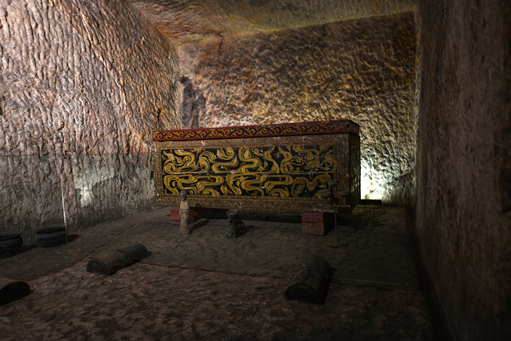 穿越千年探古墓之谜徐州龟山汉墓