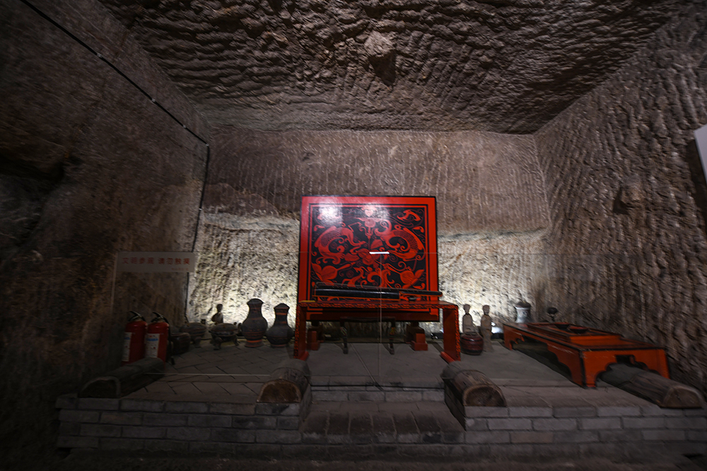 穿越千年探古墓之谜徐州龟山汉墓