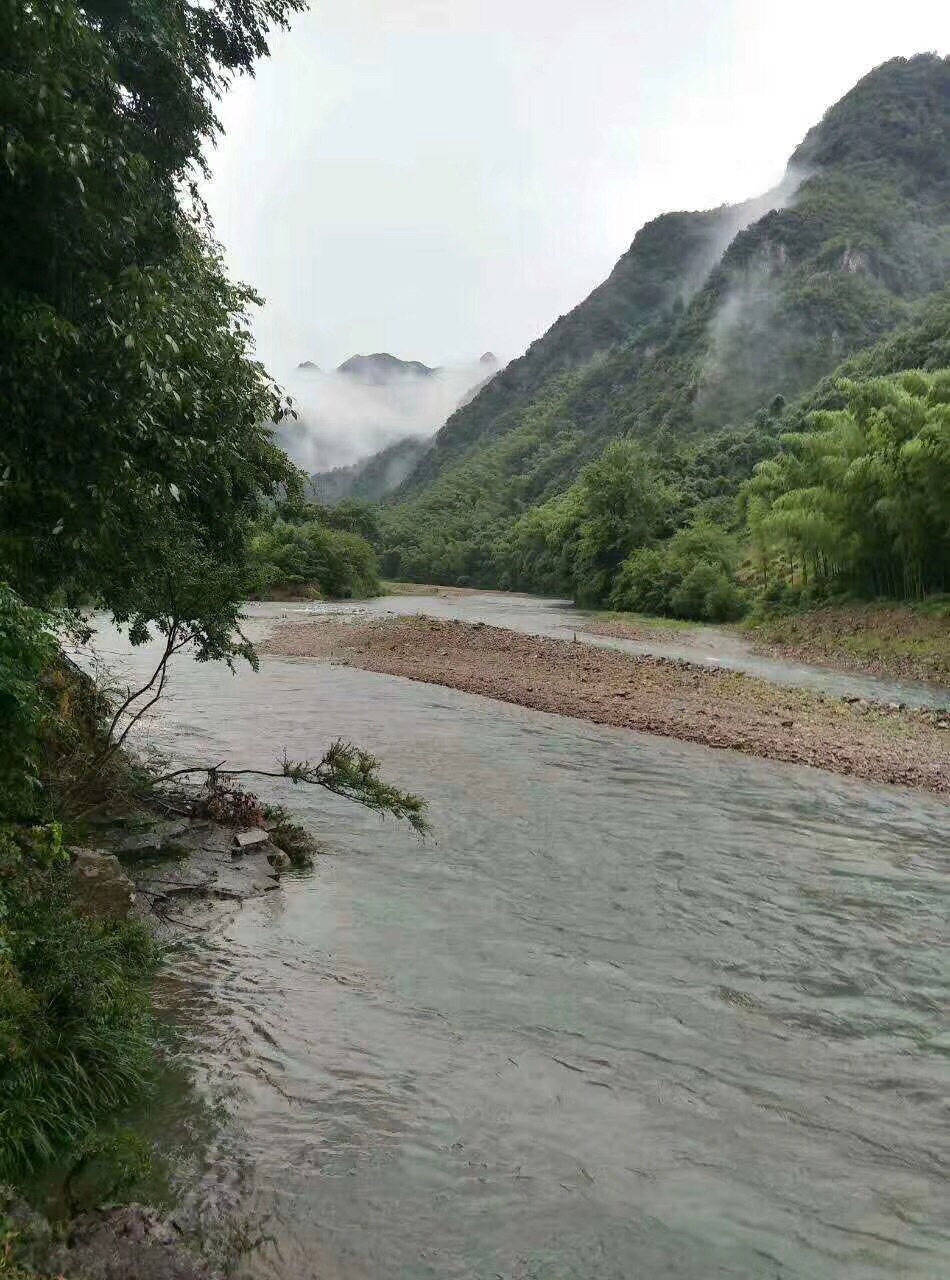 月亮灣安徽省宣城市涇縣青山河畔