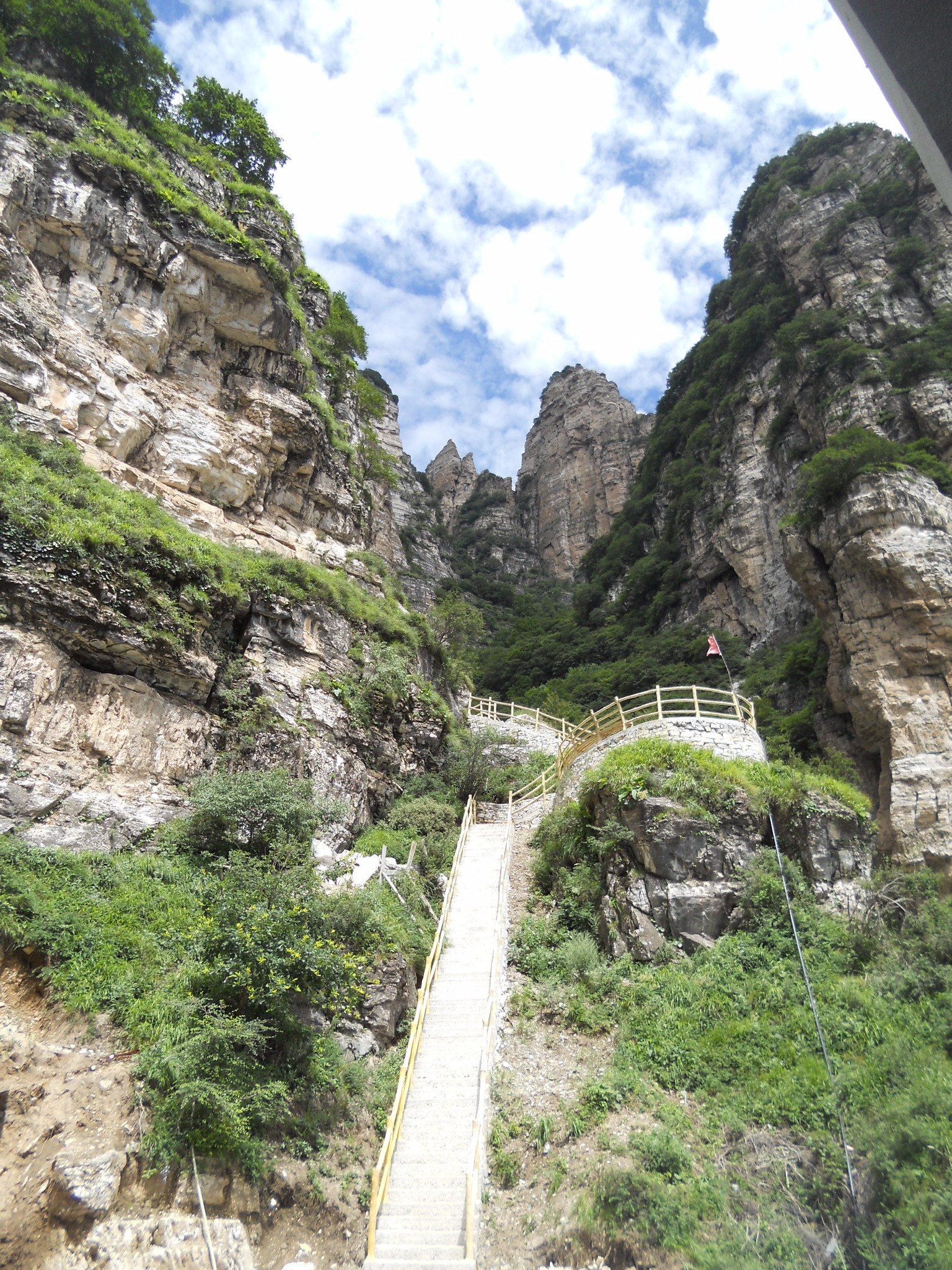 2013年淶源白石山-空中草原-十瀑峽,淶源自助遊攻略 - 馬蜂窩