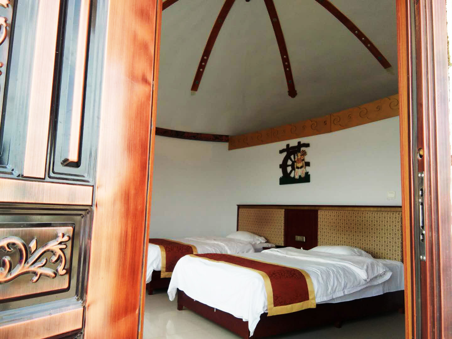 响沙湾成吉思汗陵赛车小镇5日包车游行程轻松随走随停游双5a景区赠