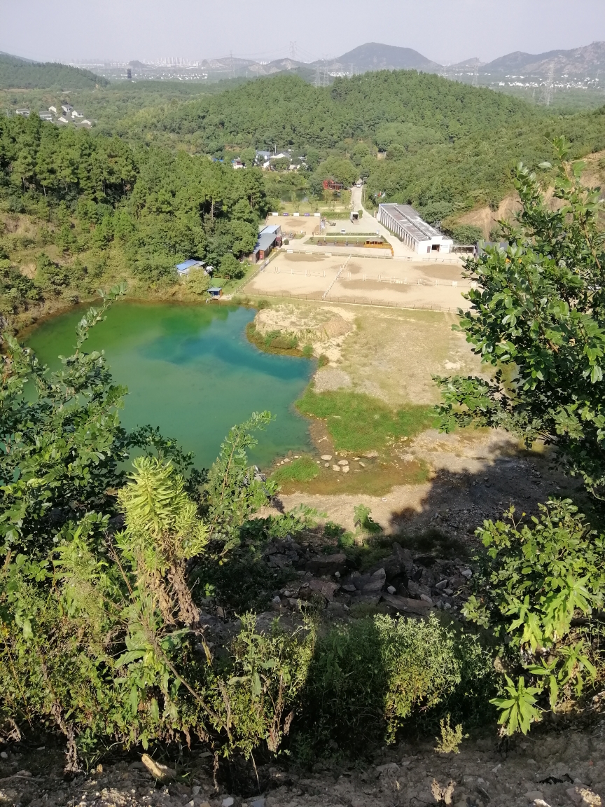 徒步苏州砚台山瞻仰英雄冢 2019.09.23