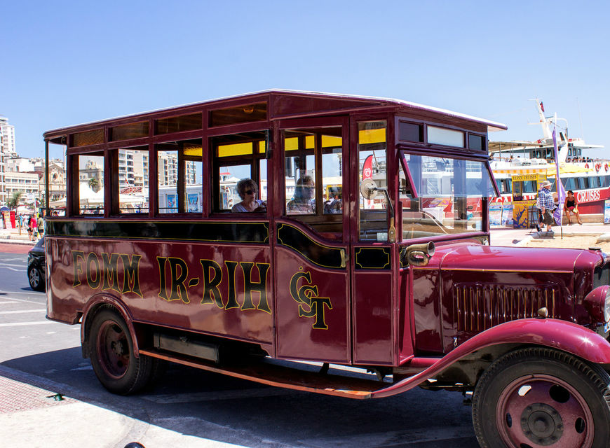 马耳他120分钟复古巴士游览城市酒店接送专业英文导游比尔古科斯皮夸