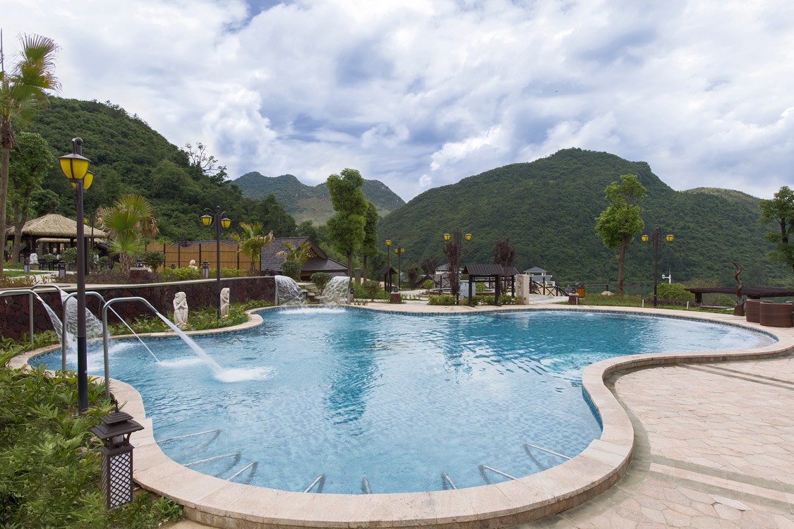 乳源蓝山源岭南东方温泉酒店2天1晚套餐(可选漂浮下午茶/印尼spa套餐