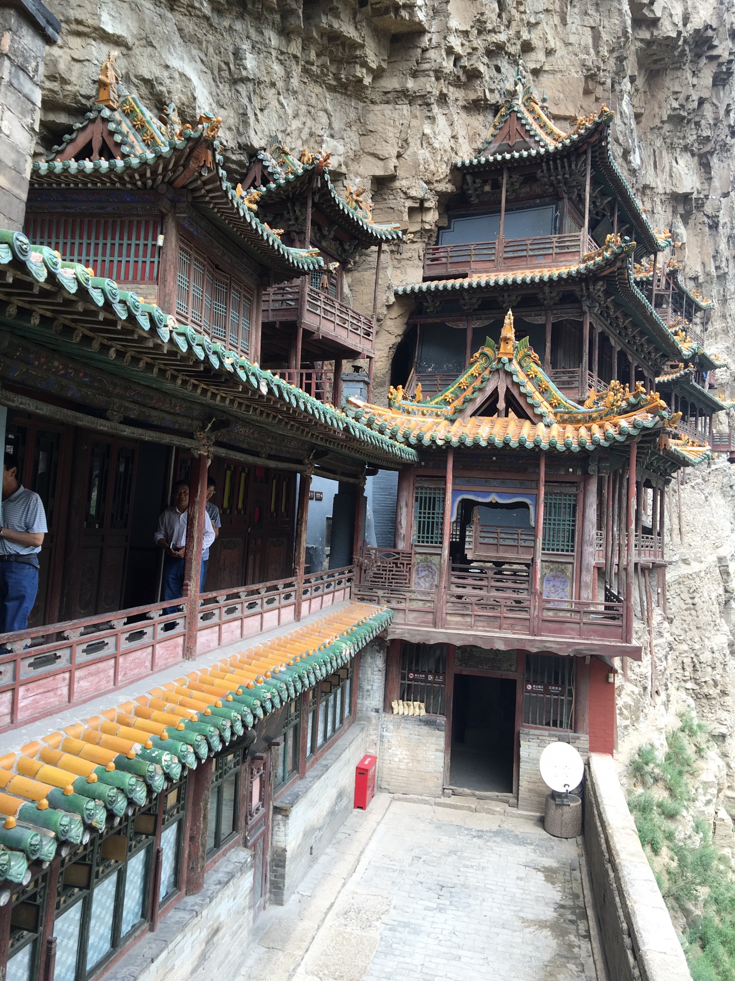 三晉大地山西大同雲岡石窟懸空寺壺口瀑布