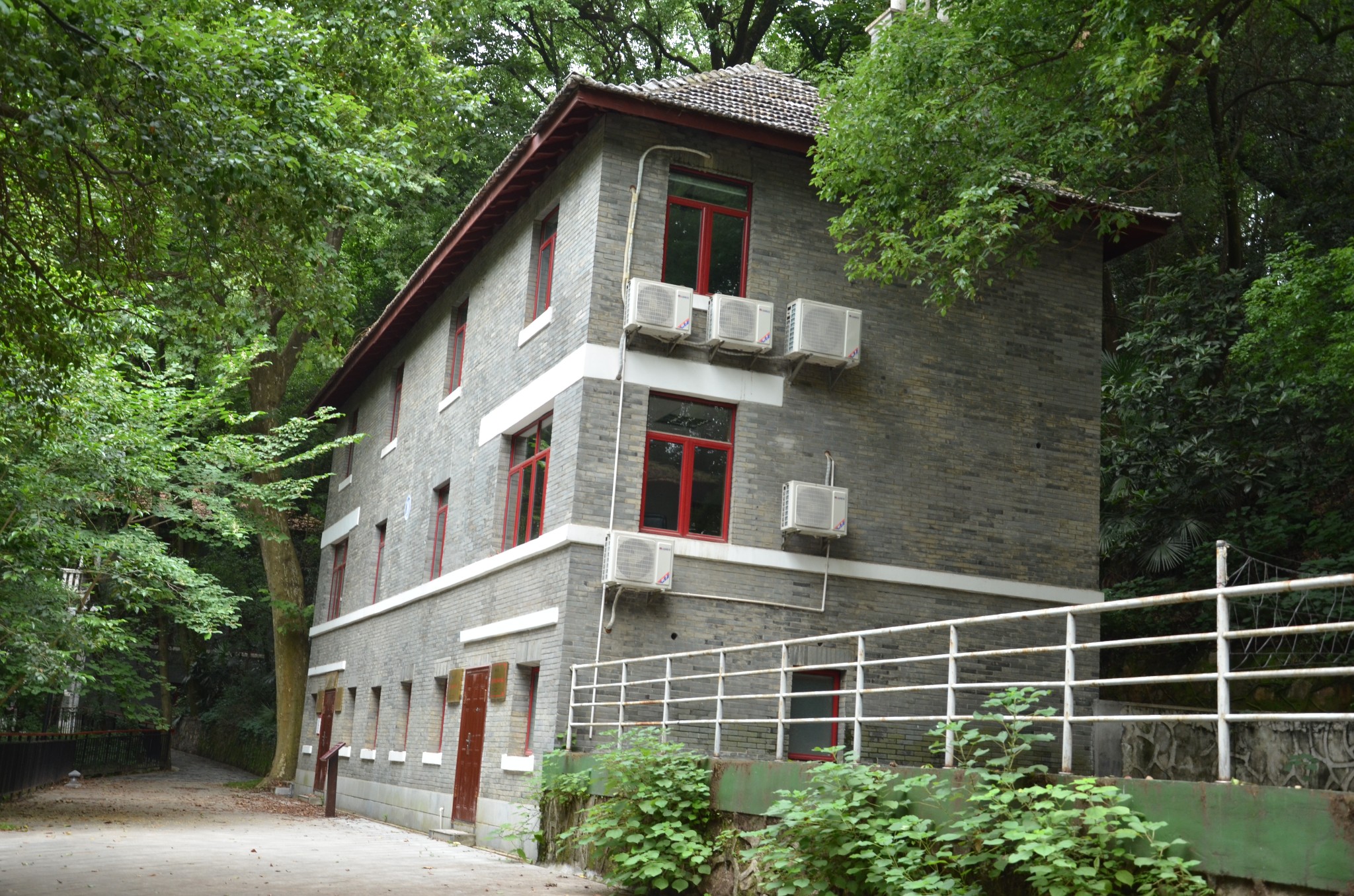 武汉大学十八栋,武汉自助游攻略 - 马蜂窝