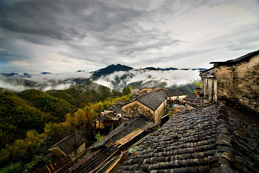 似宫崎骏笔下的村落——休宁木梨硔