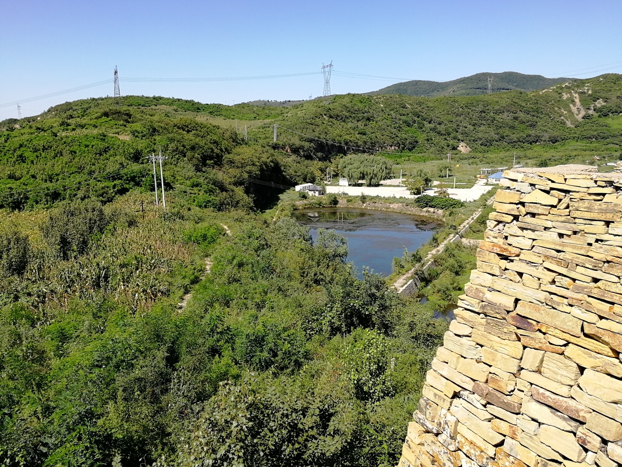 帶娃去遼陽姑嫂城峰火臺,冷熱地公園,人參谷棧道溜達