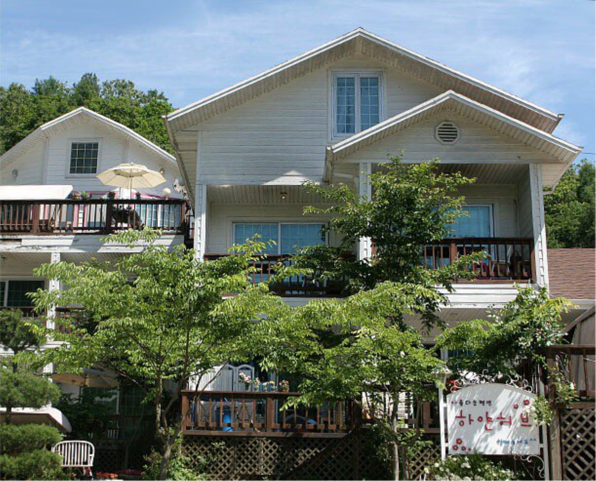 春川白草药度假屋 Chuncheon White Herb Pension