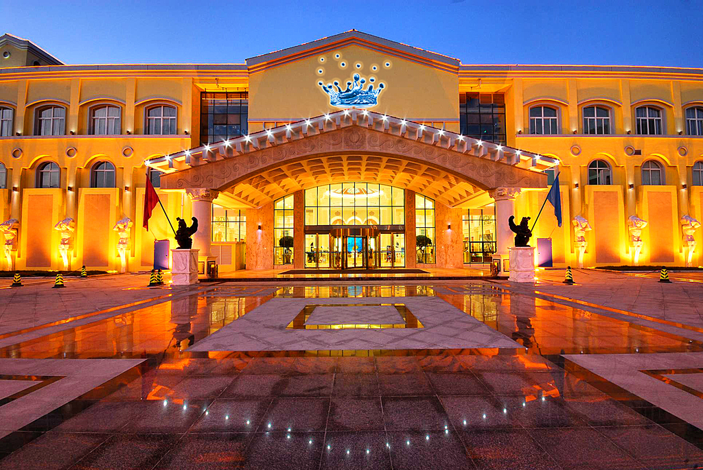 陕西咸阳海泉湾温泉世界度假酒店2天1晚套餐住宿1晚双人早餐双人温泉