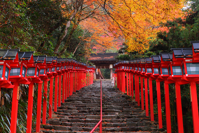 日本 自由行攻略 贵船神社 贵船神社作为京都古老的神社之一,因掌握