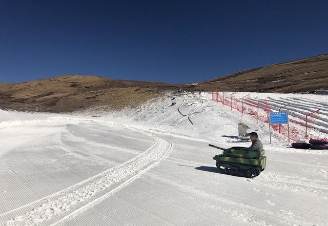 週末新玩場從昆明乘車4小時一起去大海草山國際滑雪場滑雪啊