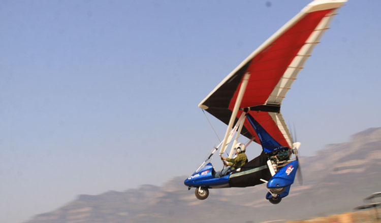 清迈动力小飞机 动力滑翔伞滑翔机三角翼飞机直升机清迈一日游(镜店