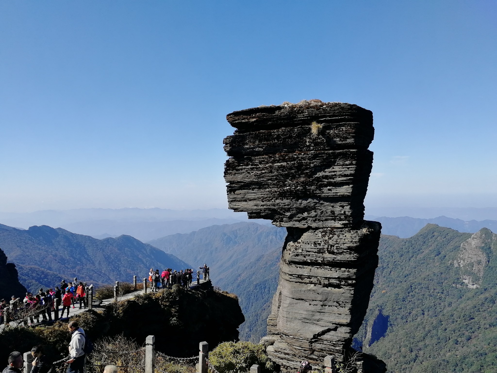 独行黔山沅水间之"遗世独立"梵净山