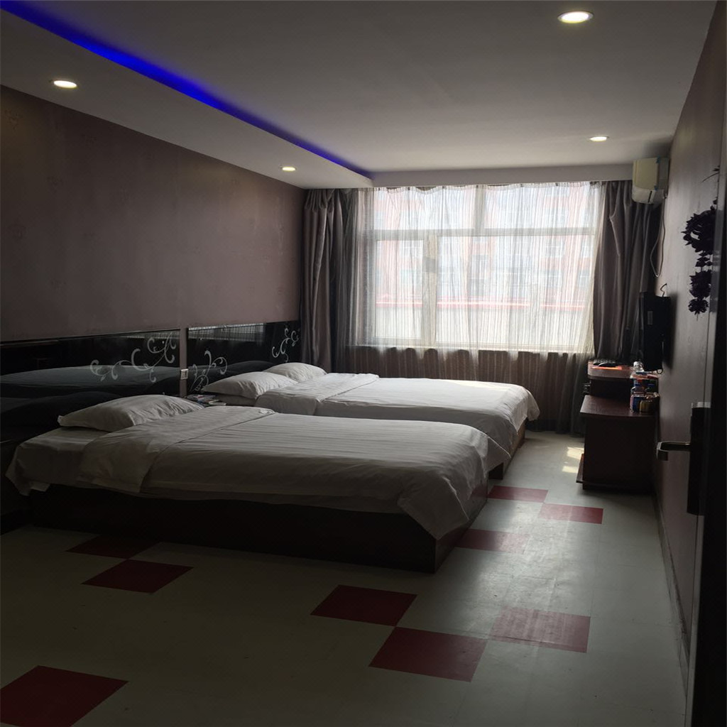 双鸭山集贤美月快捷宾馆