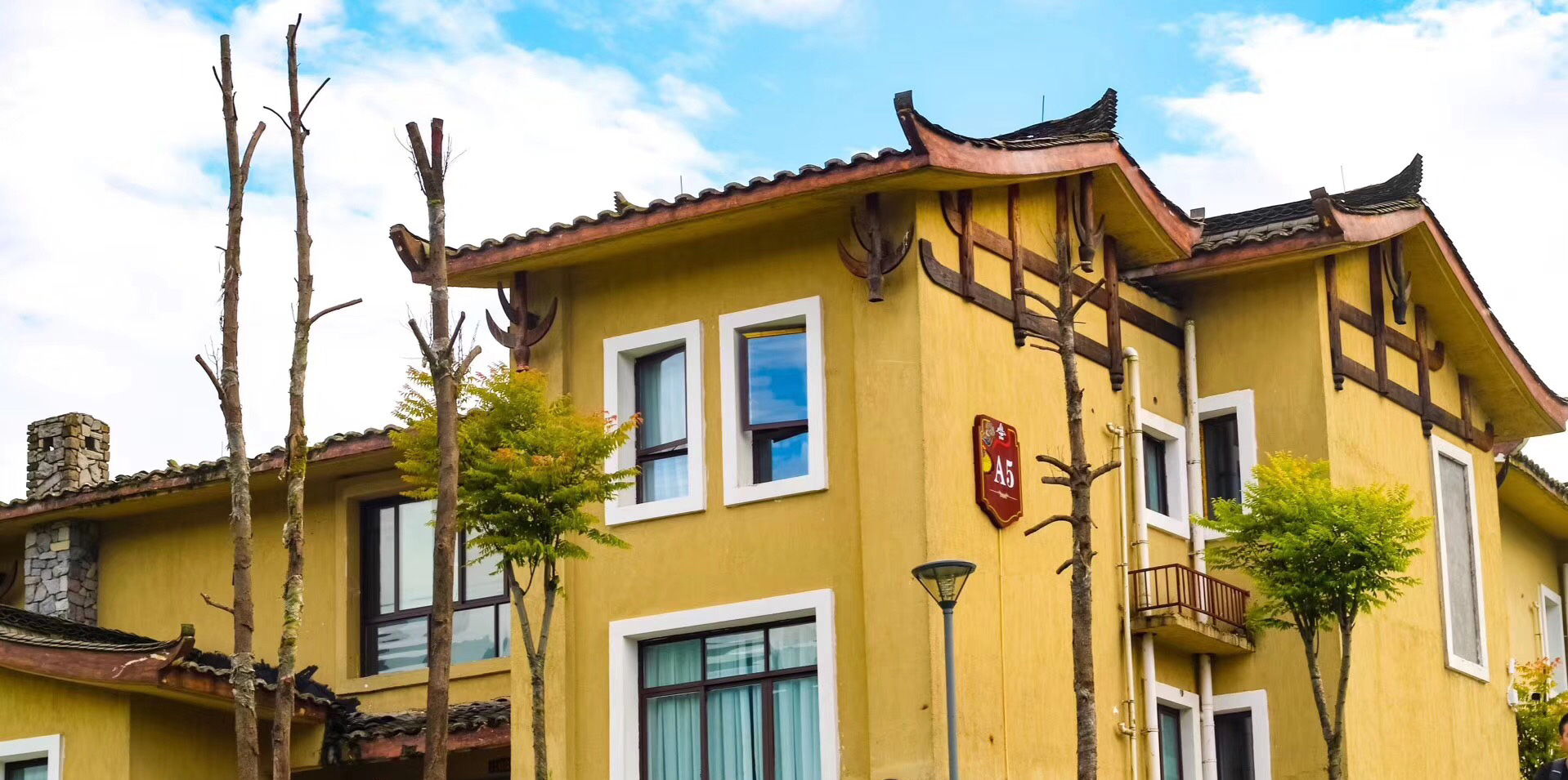 冶勒湖 孟获城 孟获草原纯玩2日游(体验高原湖泊的风光·彝族人文风情