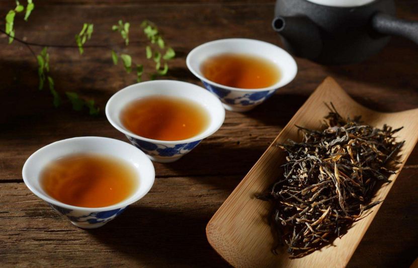                     红茶