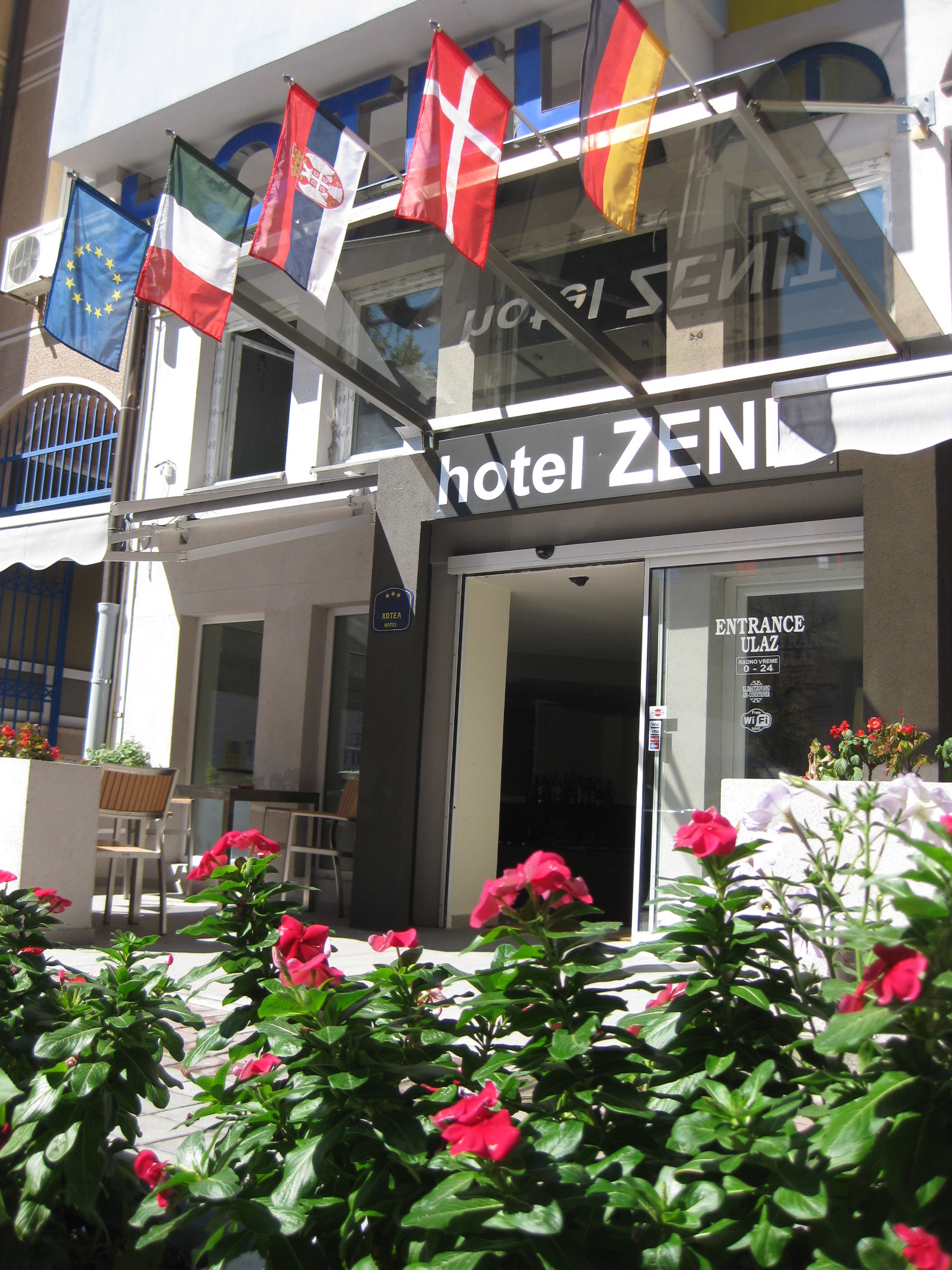 泽尼特酒店 Hotel Zenit