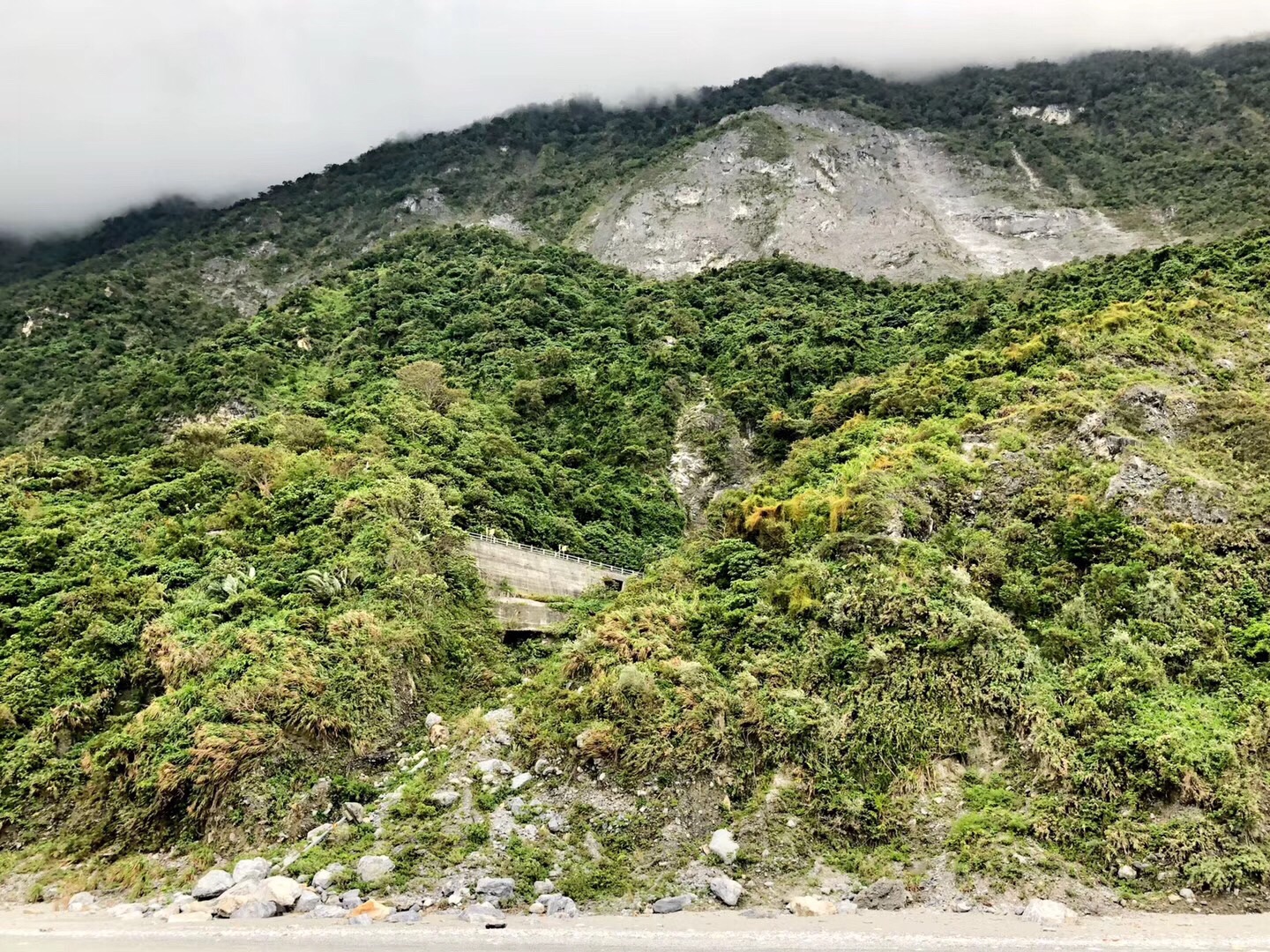 《近观断崖处,冒险攀岩登高台》——2018秋台湾环岛自由行纪实41