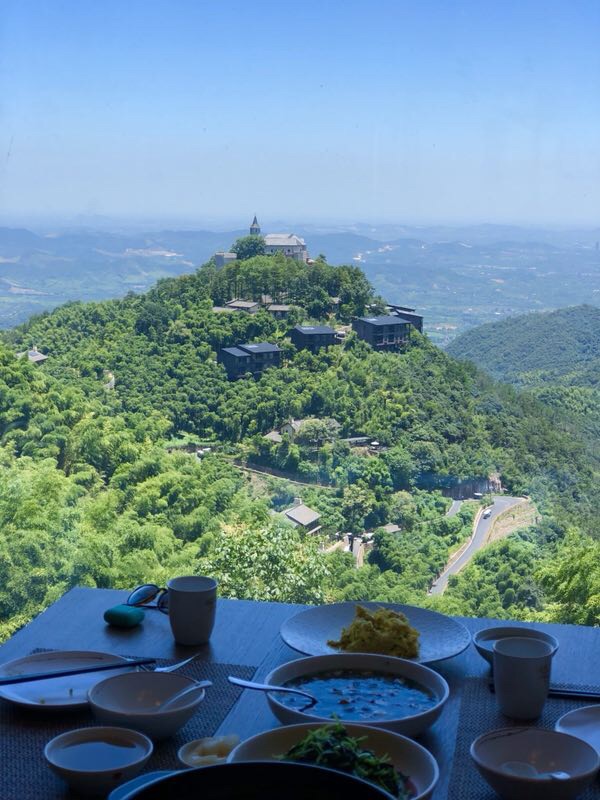 2018年盛夏莫干山99徒步環山公路