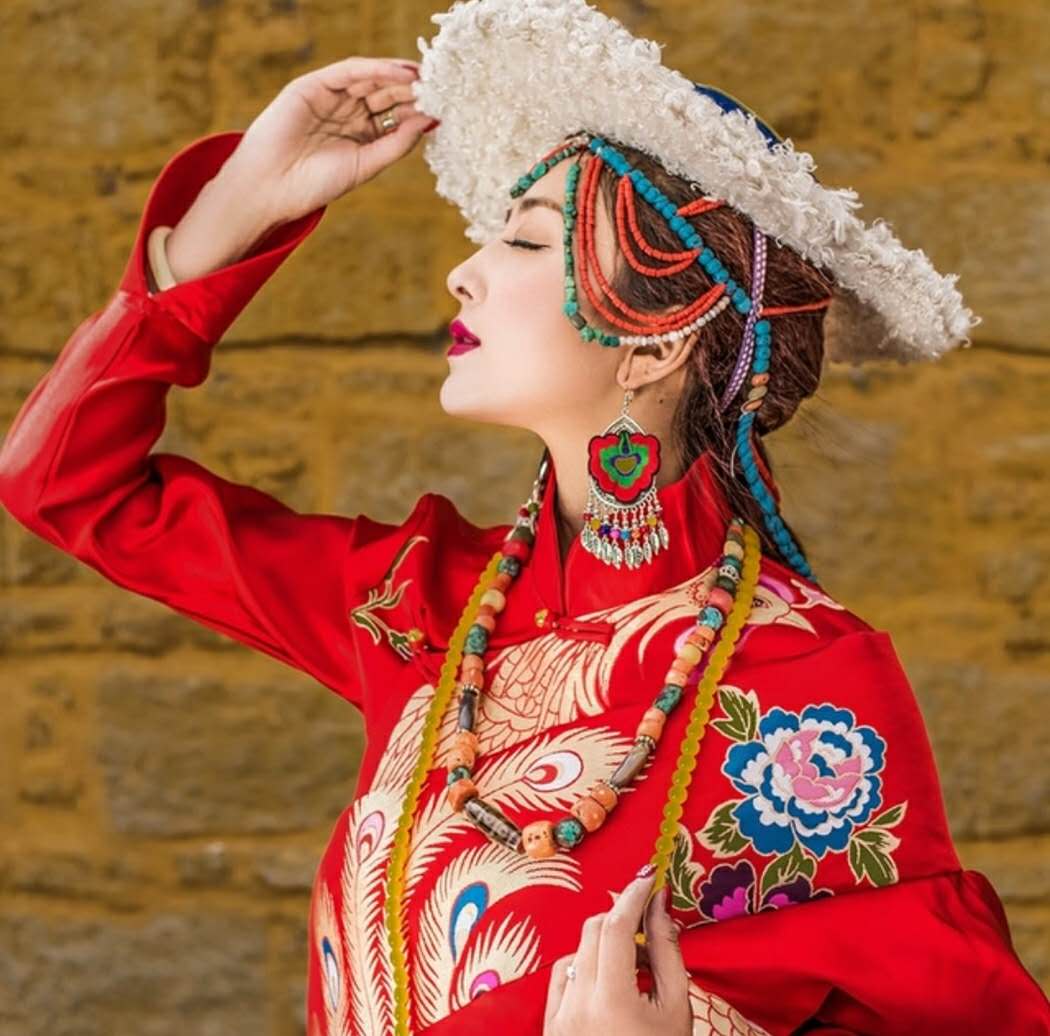 推荐丽江口碑导游私人导游服务游玩更轻松线路更灵活一对一游玩更轻松