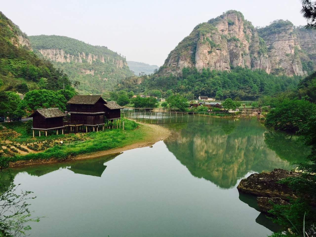 【秋冬立减5元】新昌穿岩十九峰 千丈幽谷一日游(飞龙栈道绽放 体验