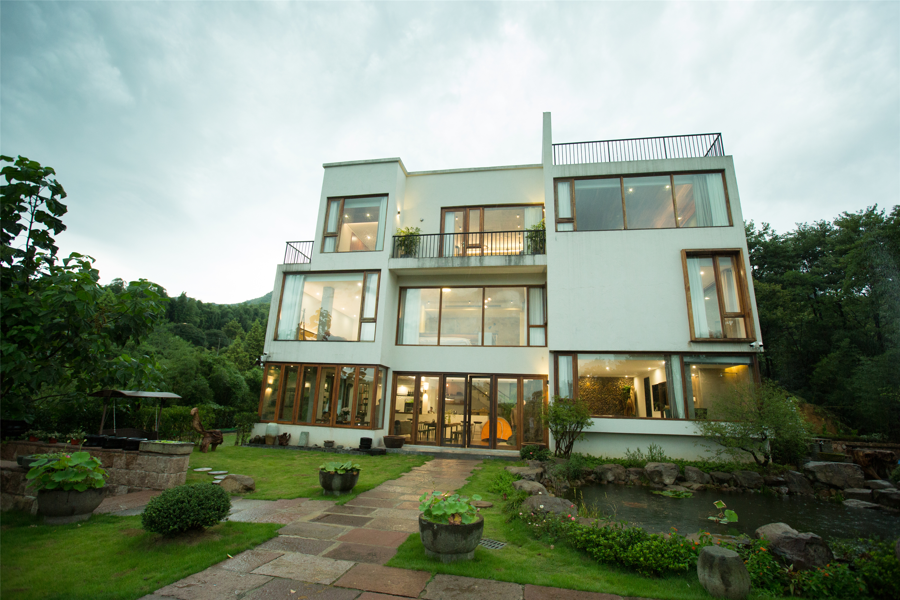 莫干山石颐山庄