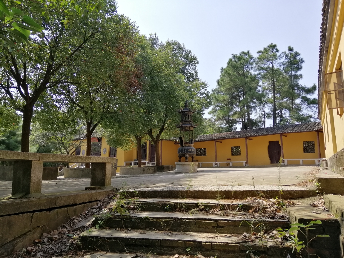 徒步苏州砚台山瞻仰英雄冢 2019.09.23