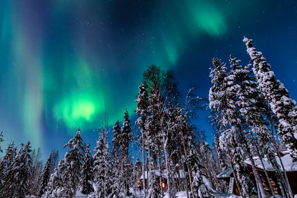 芬兰罗瓦涅米花样追极光 巴士极光/摄影极光/野外篝火(极光巡礼