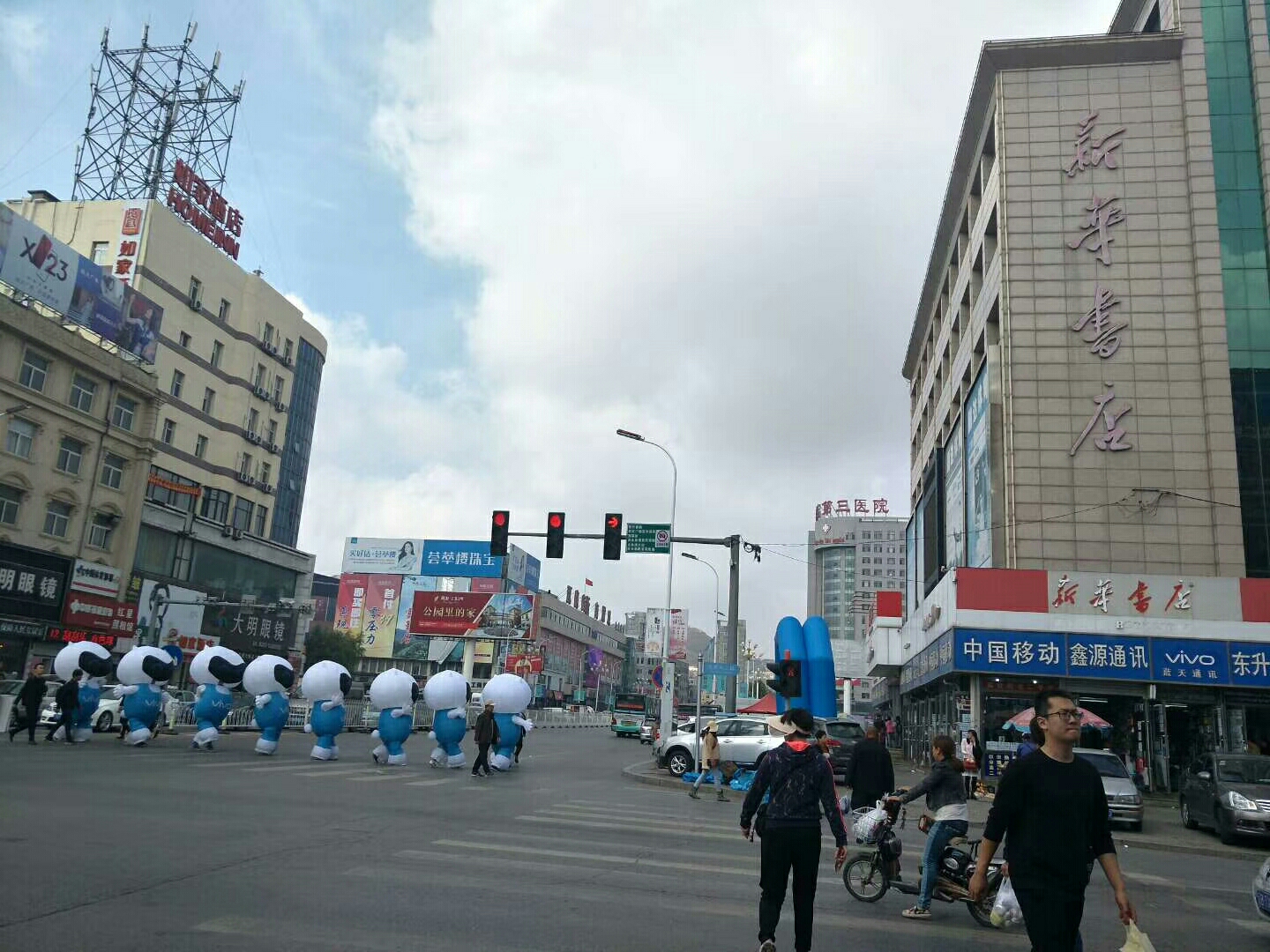 瓦房店多少人口_瓦房店一人行 0.4