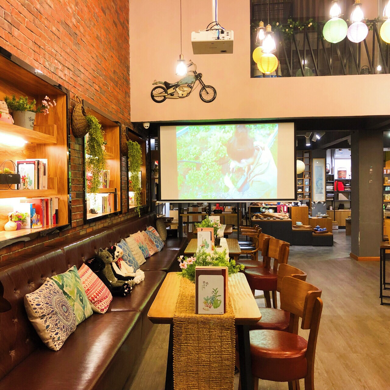 武夷山美食-旧街食色溪畔小厨