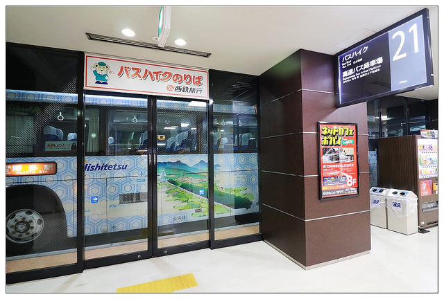 美食街,纪伊国屋书店等~博多巴士总站7414 地址:福冈县福冈市博多