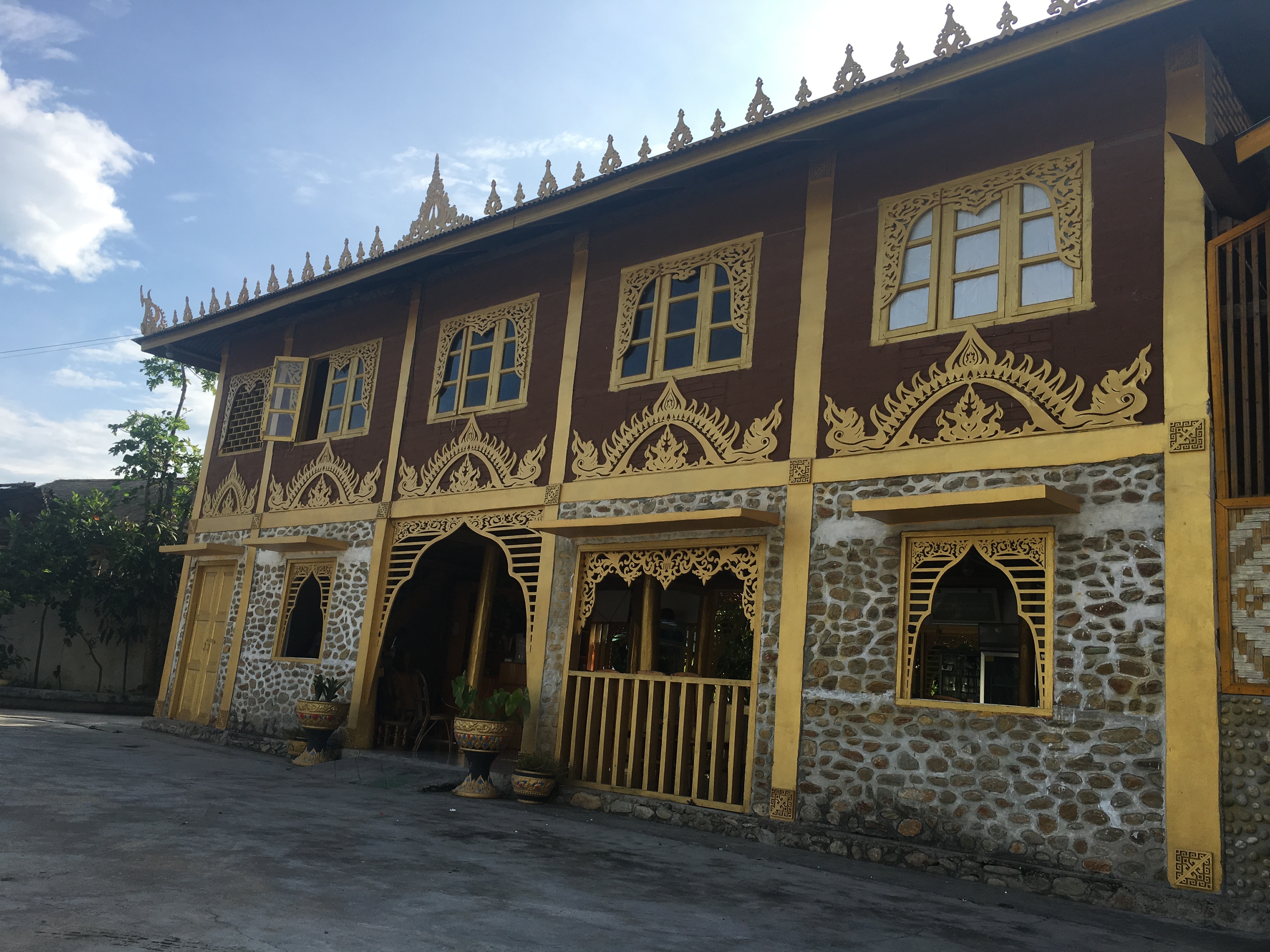 瑞丽美丽傣家农庄 Ruili Beautiful Dai's Farmhouse