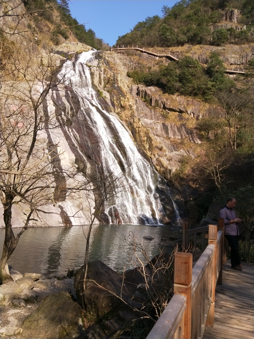 磐安百杖潭爬山戏水空气好