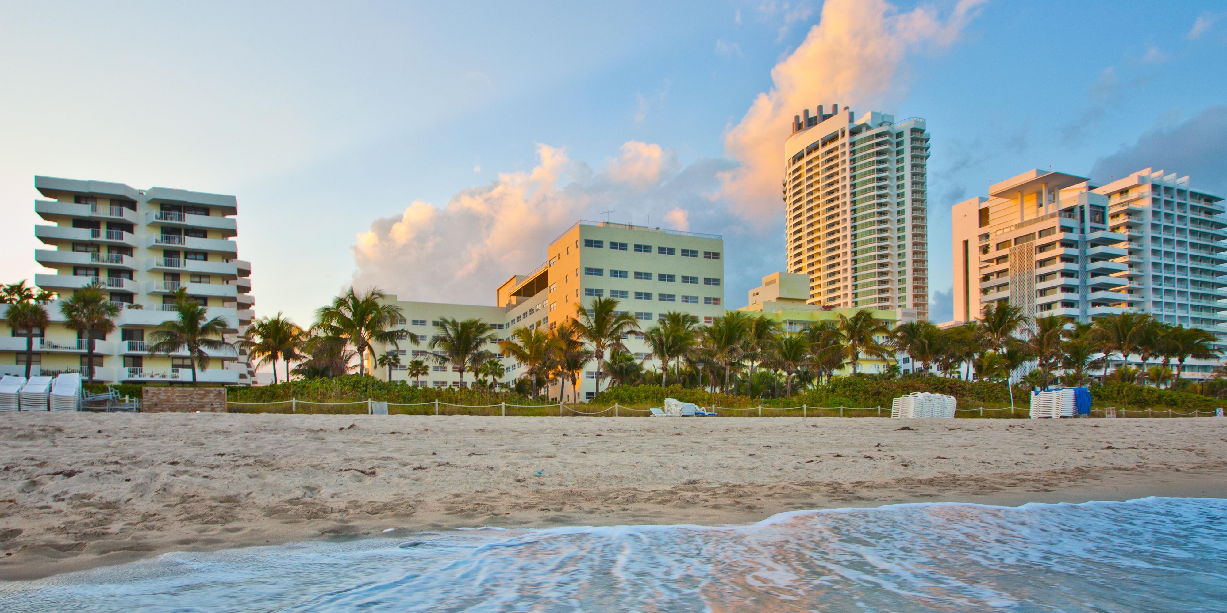 迈阿密海滨假日酒店 Holiday Inn Miami Beach-Oceanfront, an IHG Hotel