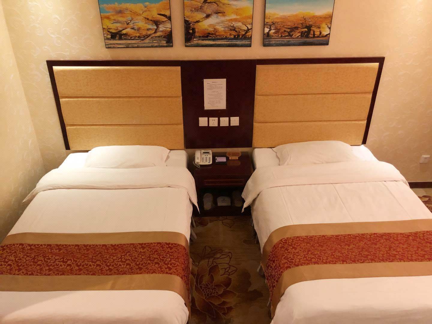 和田和天下国际酒店图片