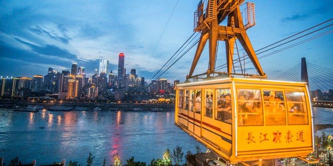 跟着电影去旅行打卡火锅英雄同款取景地