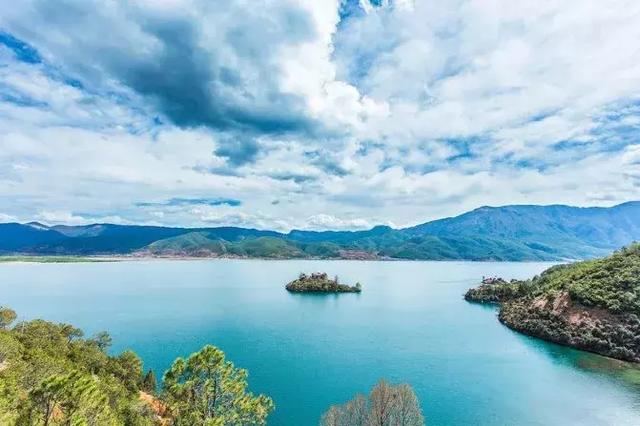 瀘沽湖景點:摩梭末代王妃的風情小島