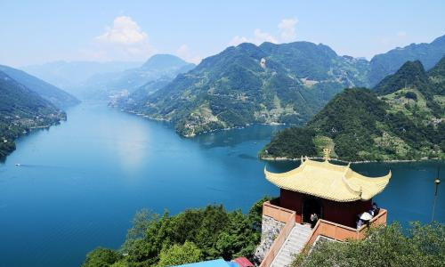 三峡大坝曲尺河温泉动车2日游览三峡世纪工程泡曲尺河天然温泉放松