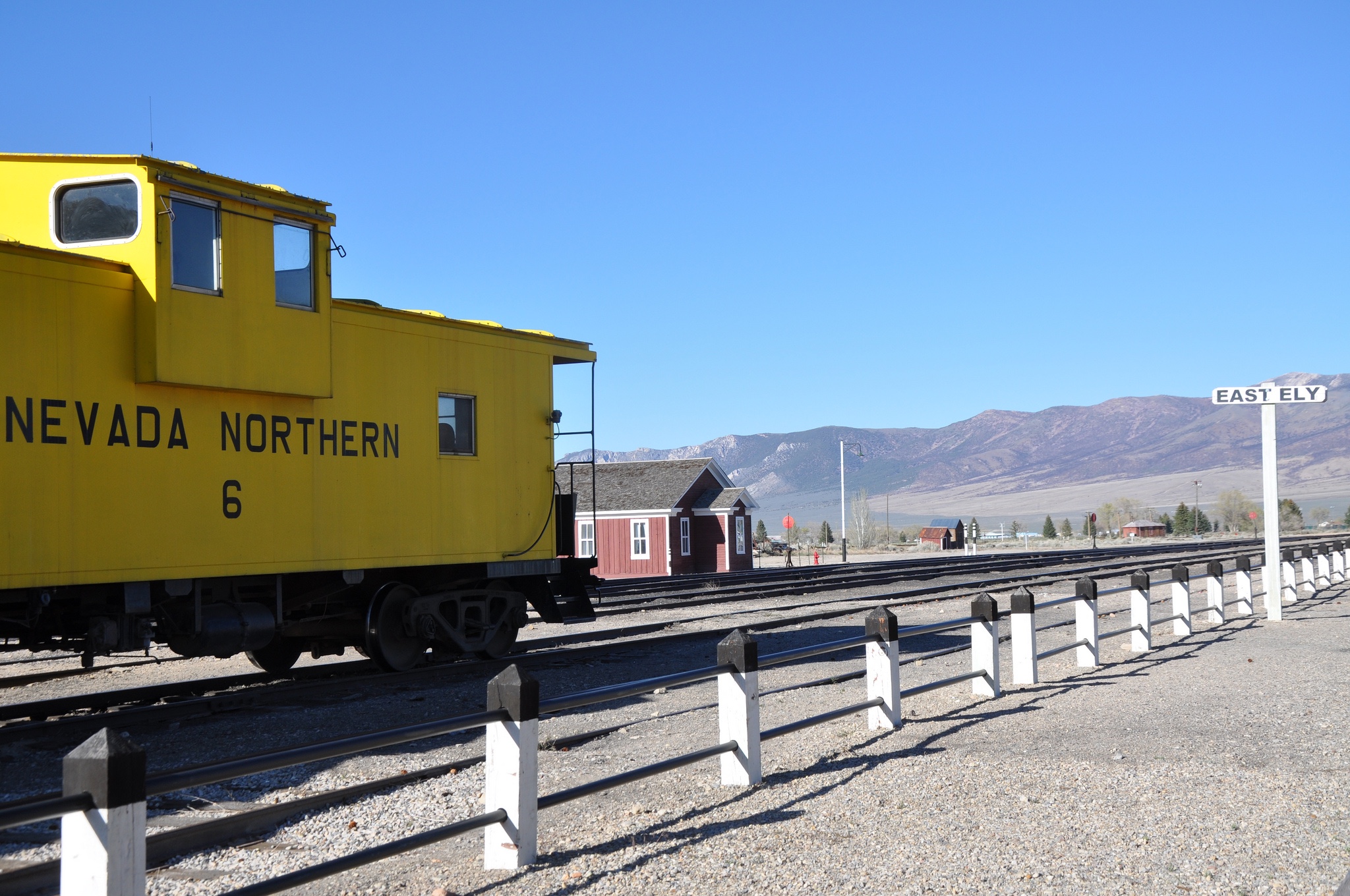 铁路(nevada northern railway)观光,可以探访东伊利火车站博物馆