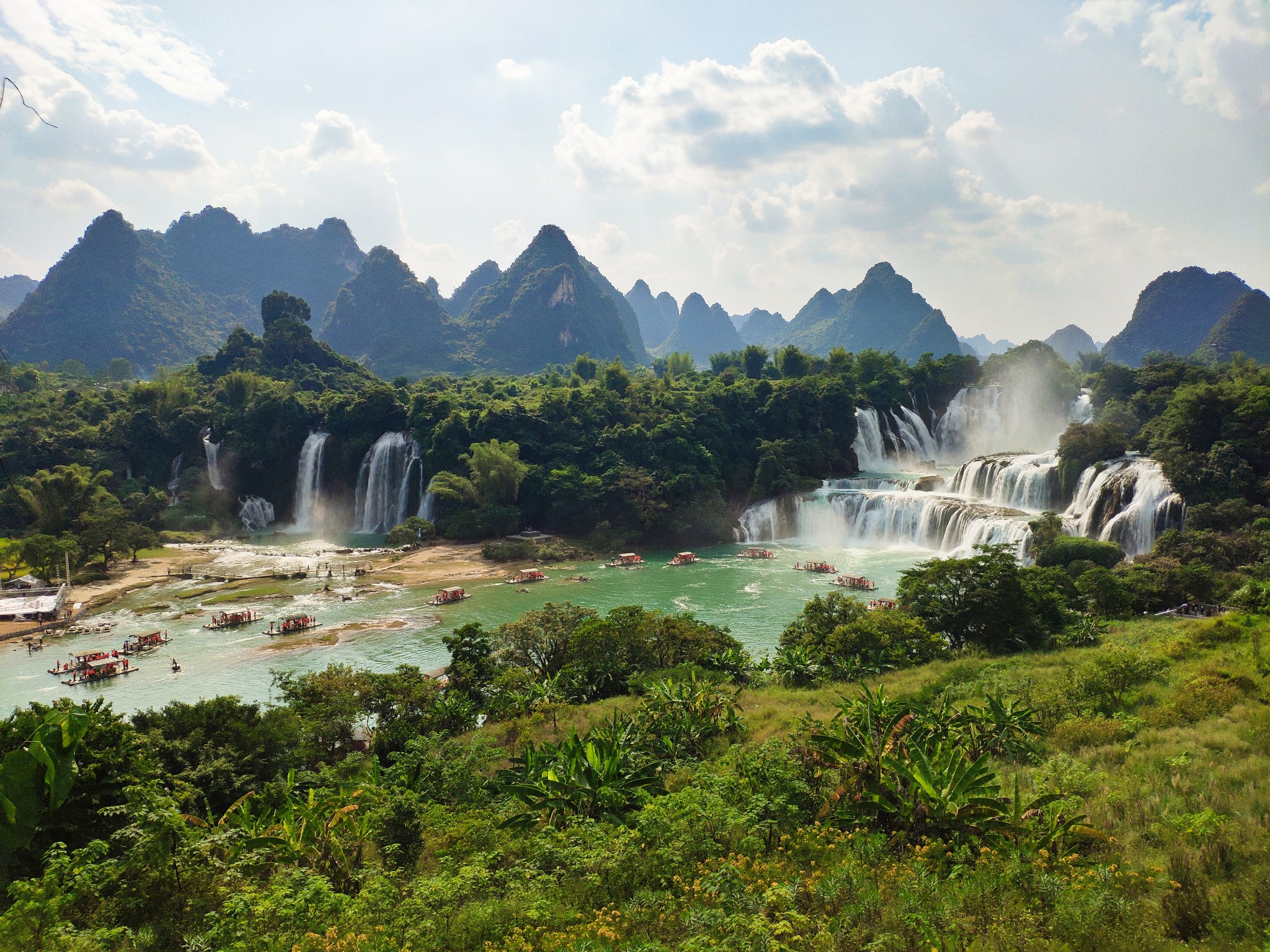 崇左旅游(崇左旅游景点攻略自驾游)