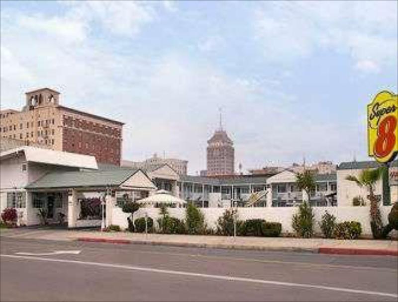 福来斯诺会议中心区温德姆旅程住宿 Travelodge by Wyndham Fresno Convention Center Area