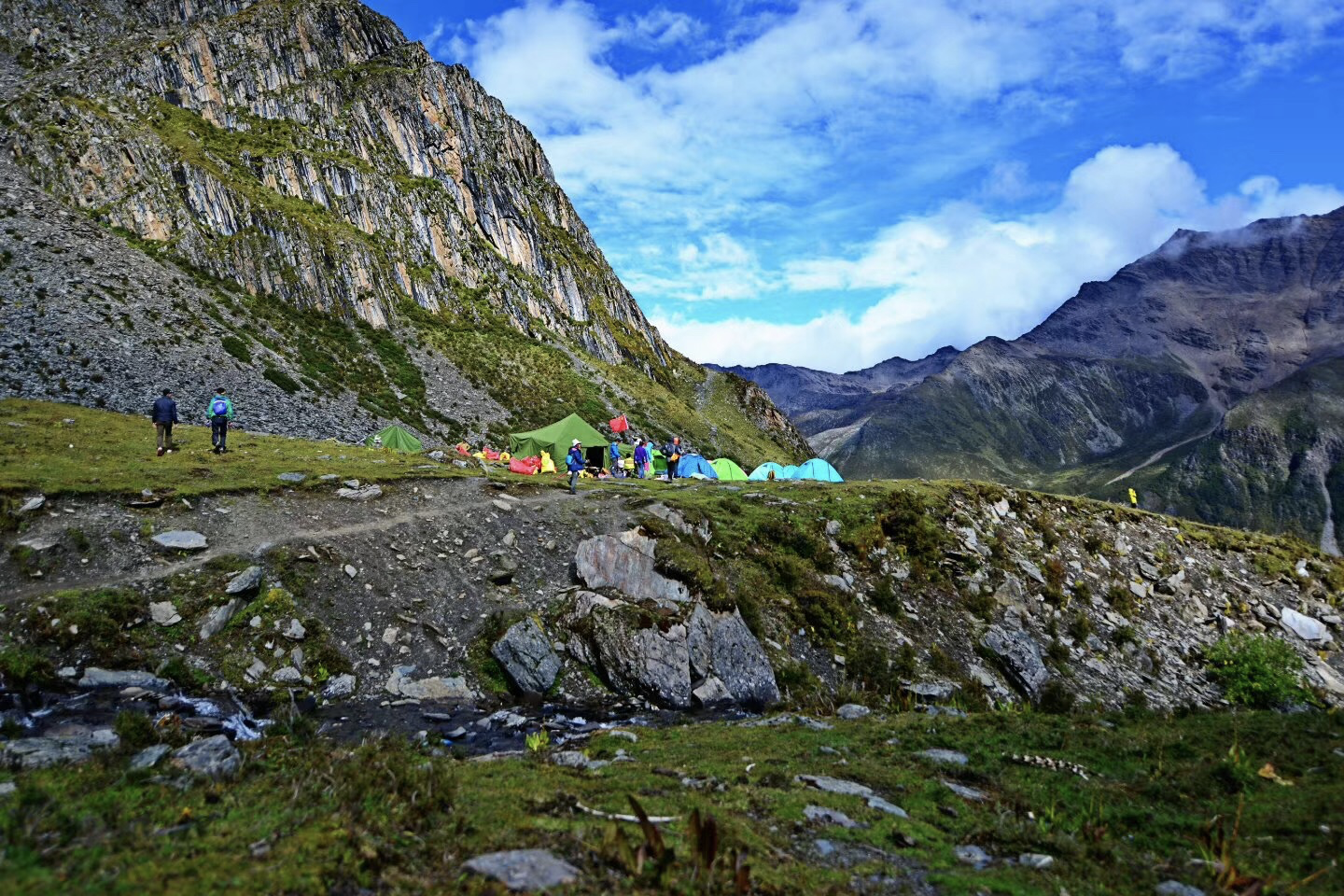 四姑娘山登山攻略(海子溝,大峰,二峰)