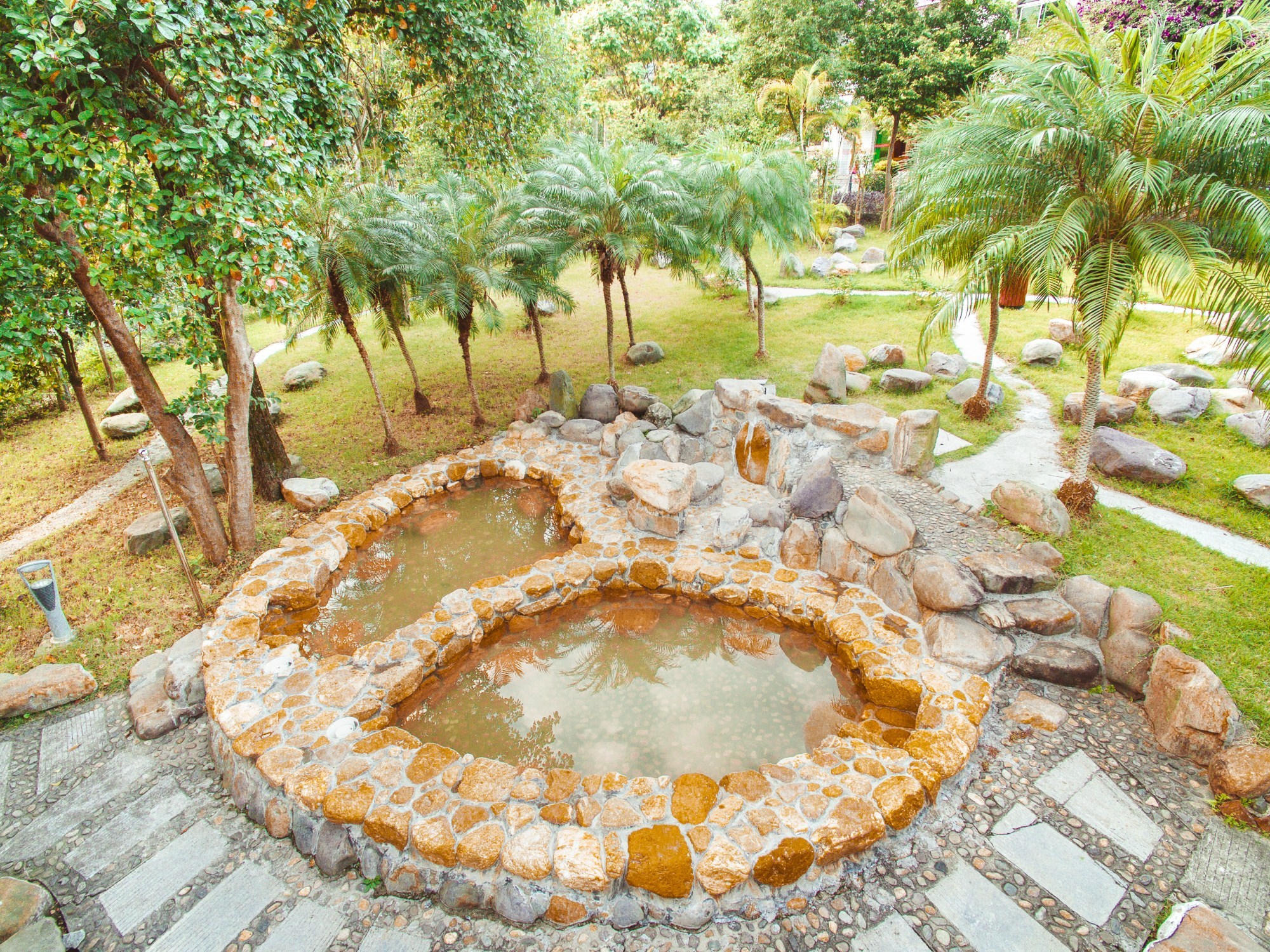 清远新景泉温泉度假区酒店2天1晚自驾游(含双人自助早餐 无限次温泉